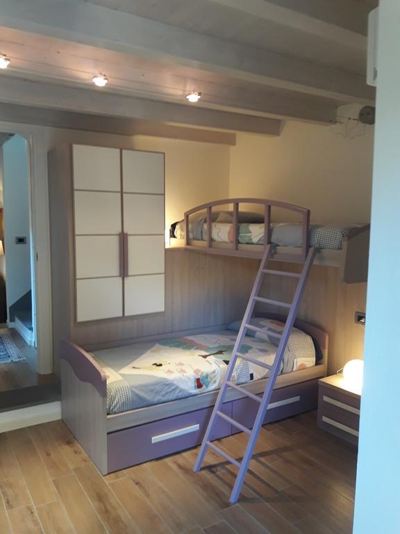 Residenza Borgo Antico Apartment Monte Isola Bagian luar foto