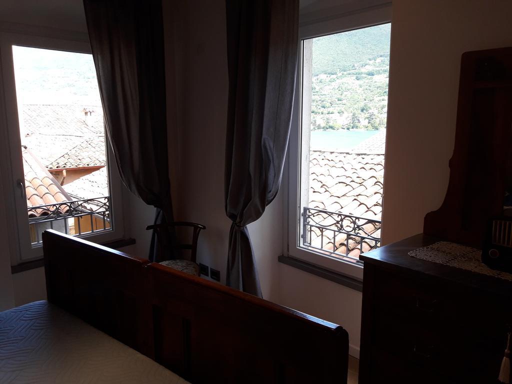 Residenza Borgo Antico Apartment Monte Isola Bagian luar foto