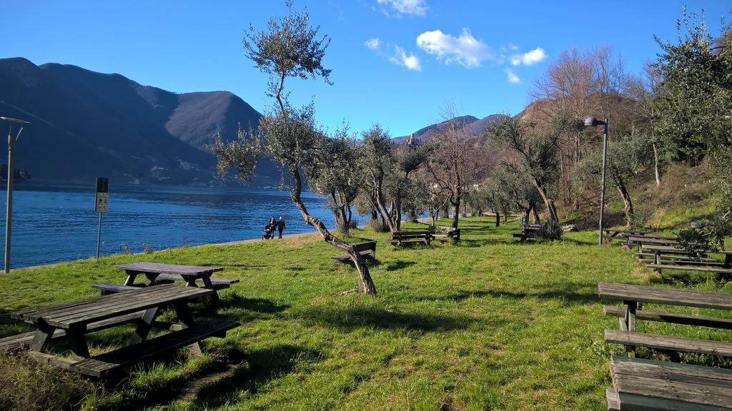 Residenza Borgo Antico Apartment Monte Isola Bagian luar foto