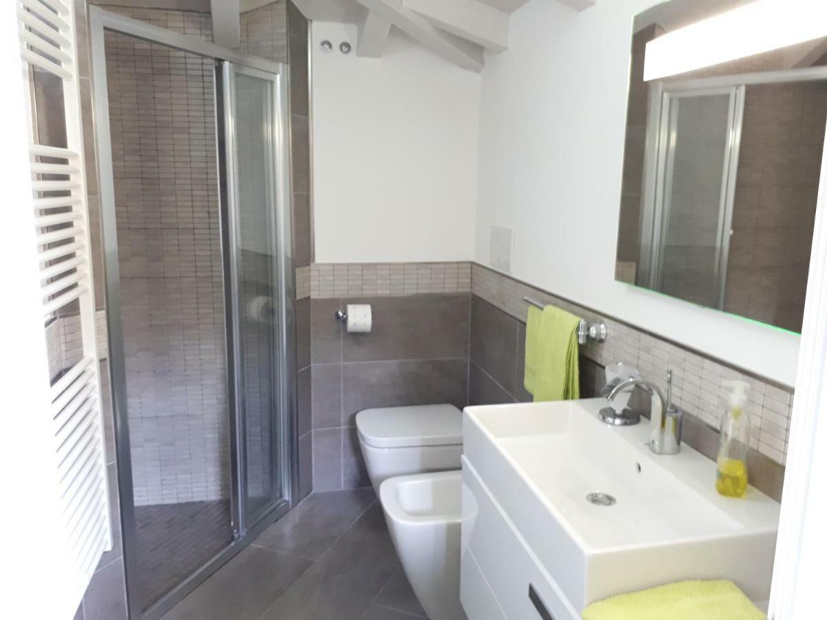 Residenza Borgo Antico Apartment Monte Isola Bagian luar foto